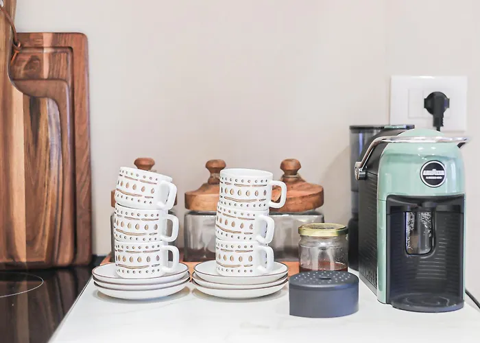 New Bazaar * ティラナ