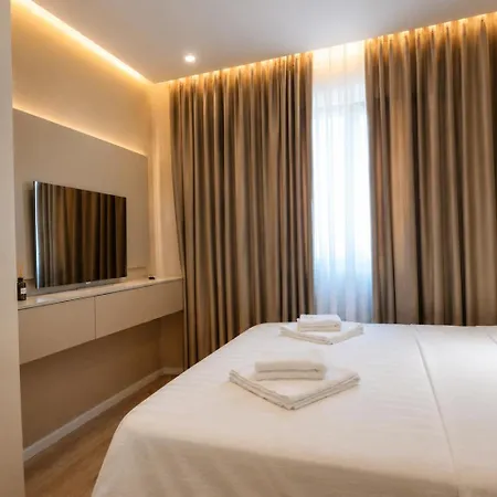 New Bazaar Apartment *