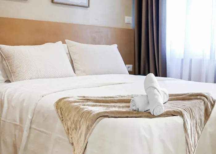 New Bazaar Apartment *