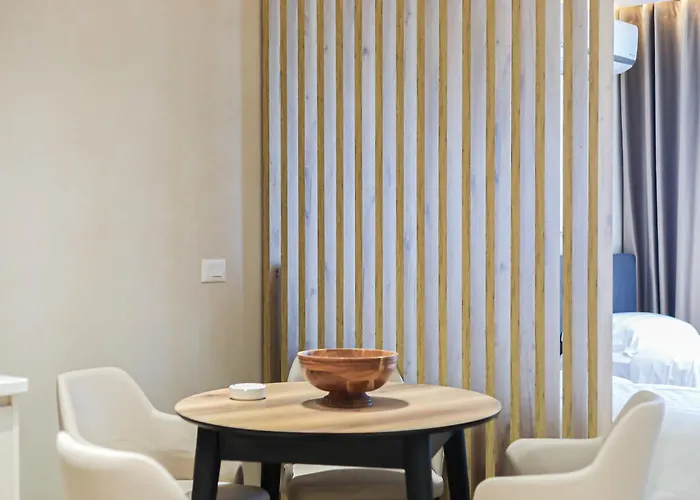 New Bazaar Apartment *